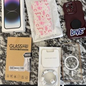 Apple iPhone 14 Pro empty box, Screen Protector, cases and original charger!